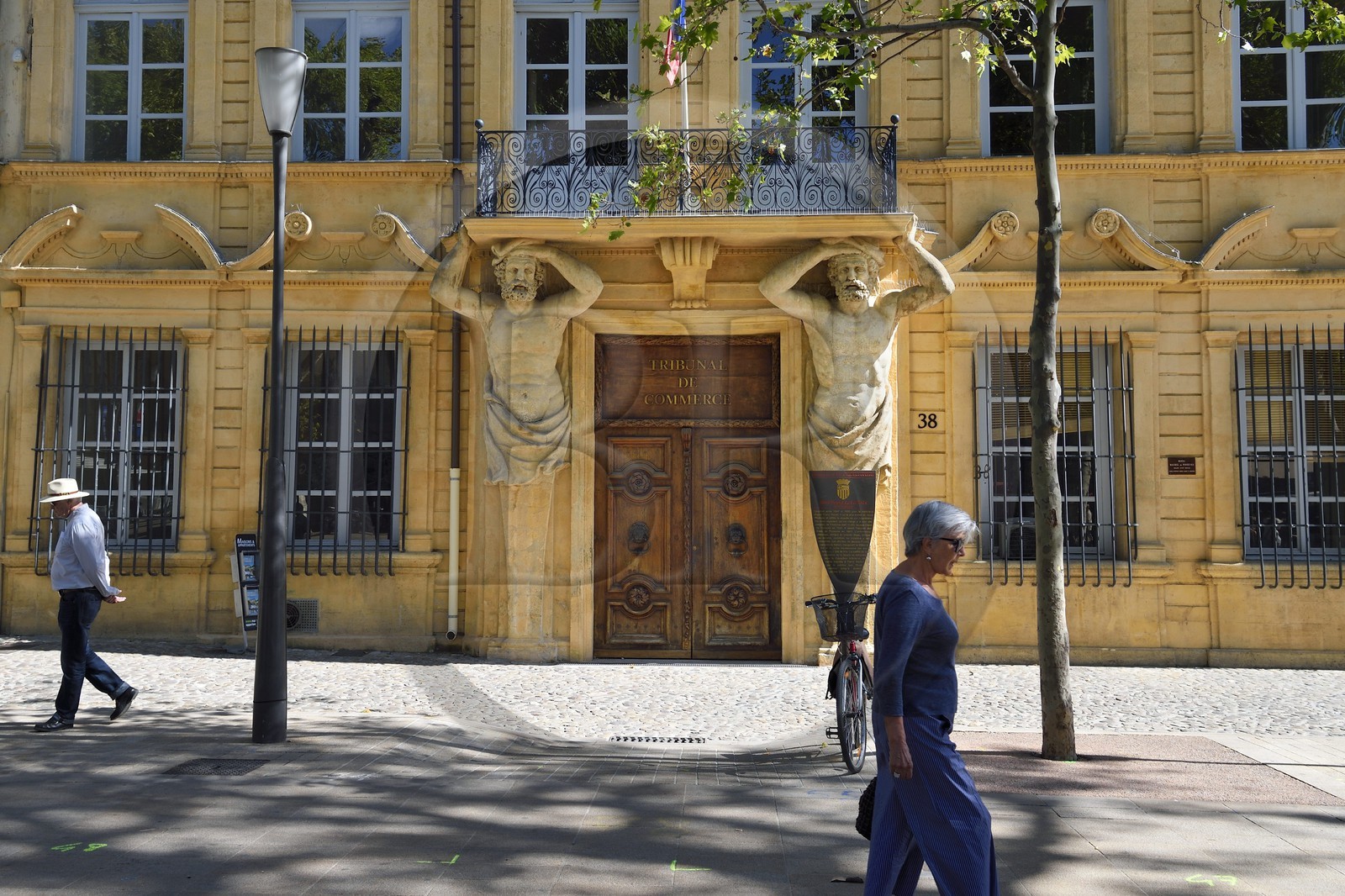 France, Bouches-du-Rhône (13), Aix en Provence, Cours Mirabeau, hôtel particulier Maurel de Pontevès du milieu XVIIe siècle, atlantes