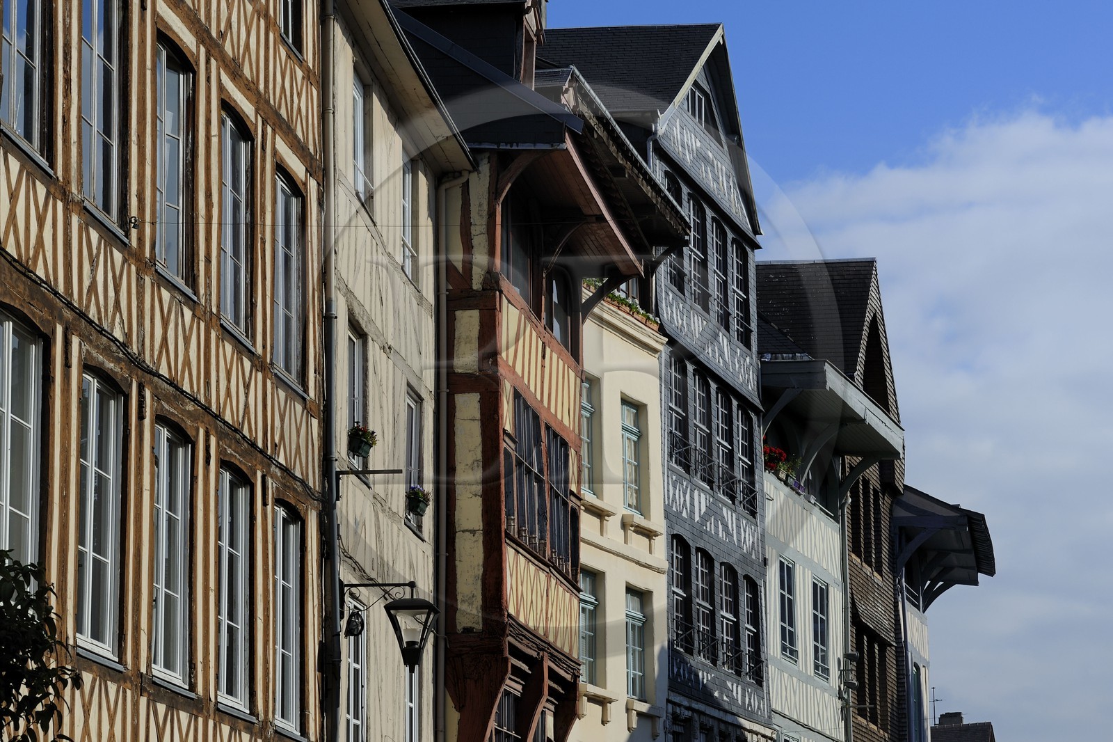 France, Seine-Maritime (76), Rouen, la rue Eau-de-Robec