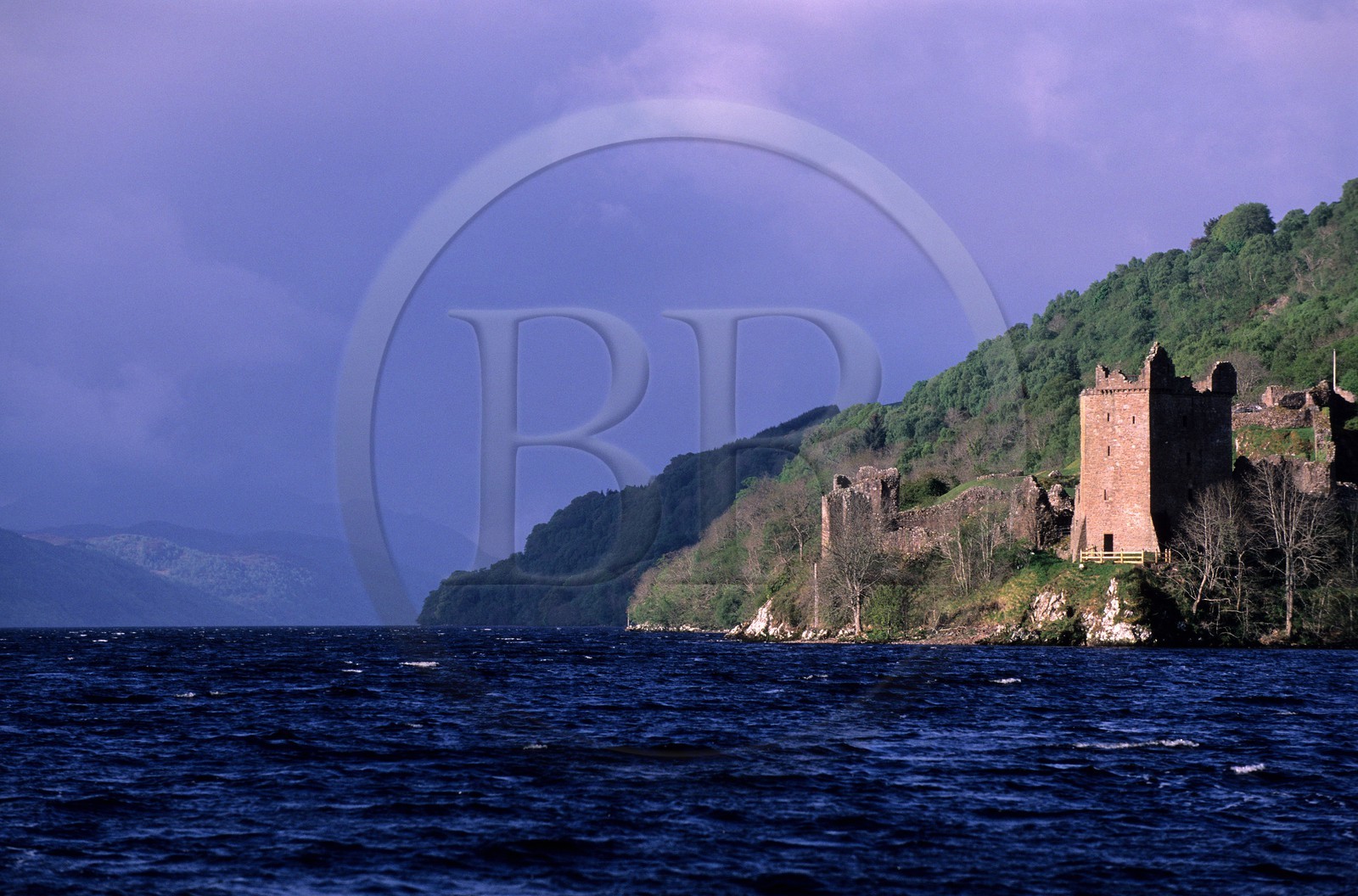 United Kingdom, Scotland, Highlands, Urquhart Castle on the Loch Ness