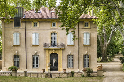 France, Bouches-du-Rhône (13), Aix en Provence, Bastide du Jas de Bouffan, ancienne demeure de Paul Cezanne de 1859 à 1899, en haut à gauche, l'atelier qu'il s'y est fait construire (vue aérienne)