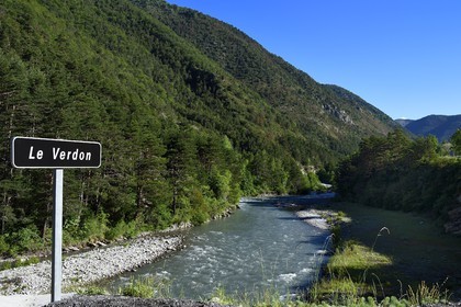 France, Alpes de Haute Provence, Thorame-Haute, the Verdon river on the D955 bridge