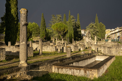 France, Vaucluse (84), Dentelles de Montmirail, Vaison-la-Romaine, site archéologique de la Villasse