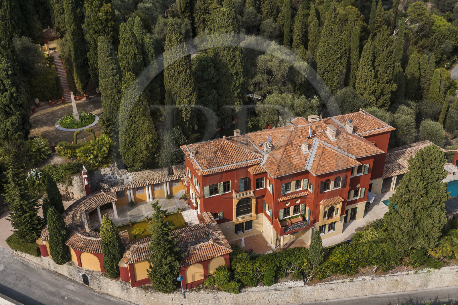 France, Alpes-Maritimes (06), Menton, Domaine des Colombieres, la villa (vue aérienne)