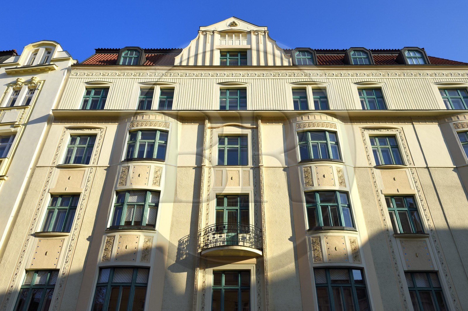 République Tchèque, Prague, centre historique classé Patrimoine Mondial de l' UNESCO, quartier de Stare Mesto, immeuble rue Stupartska