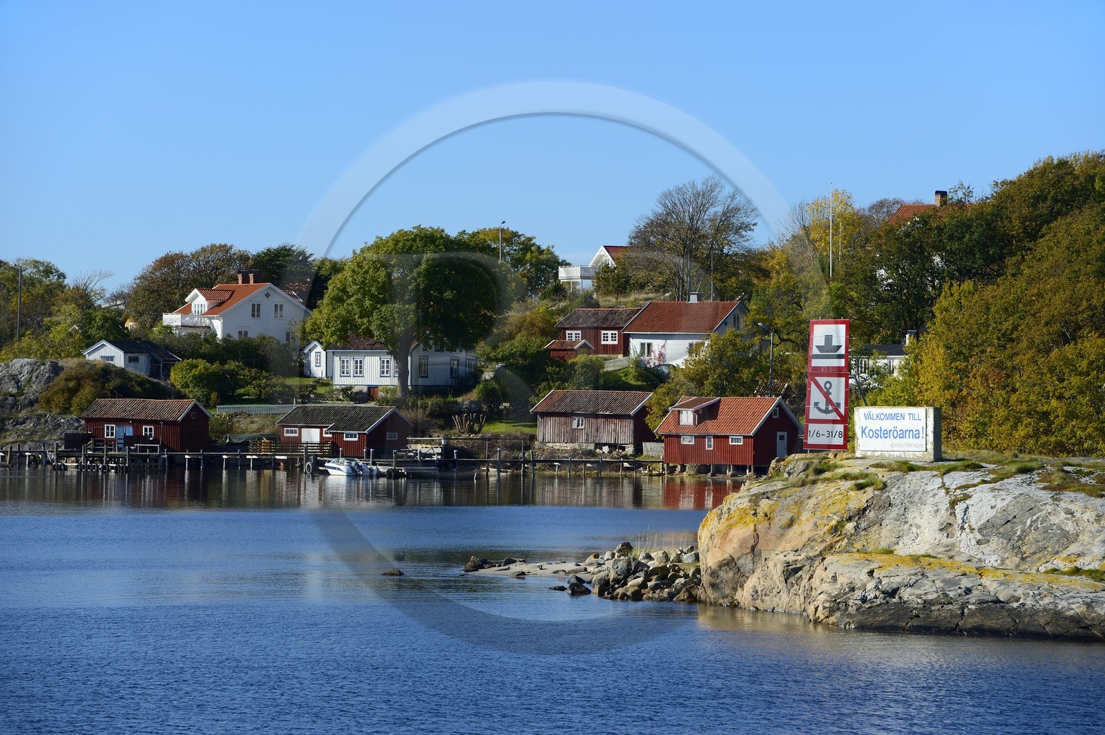 Suède, Västra Götaland, Iles Koster, le detroit de Koster à Vastra bryggan sur l'Ile de Nordkoster