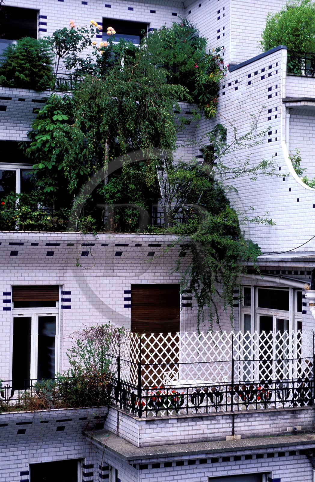 France, Paris(75), immeuble au 26 rue Vavin avec une façade en gradins, construit en 1911-1912 par les architectes Henri Sauvage et Charles Sarazin