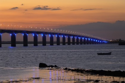 France, Charente-Maritime (17), Ile d'Oléron, le pont viaduc d'Oléron