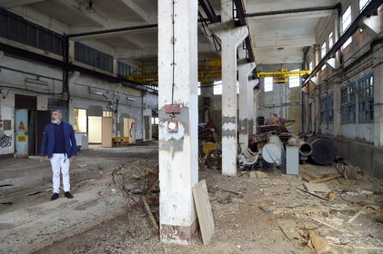 France, Var (83), Toulon, le mole des torpilles à la pointe de Pipady au coeur de la rade en attente de sa rehabilitation
