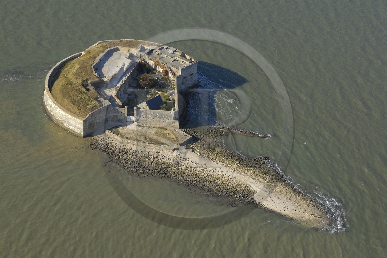 France, Charente-Maritime (17), Fort Enet au large de l'Ile d'Aix (vue aérienne)