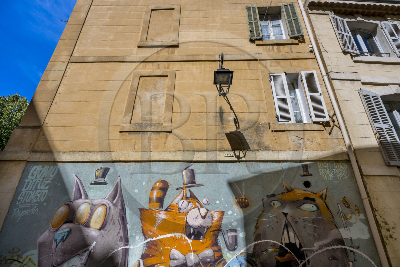 France, Bouches du Rhone, Marseille, Panier district, mural by Gamo Difuz Stom500 rue Trigance