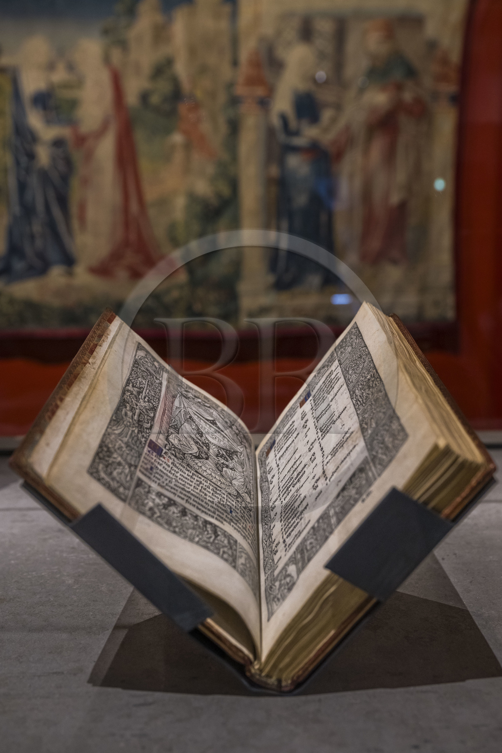 France, Paris (75), Musée de Cluny - Musée national du Moyen-Age, livre d'heures orné de gravures et imprimé à Paris le 22 aout 1498