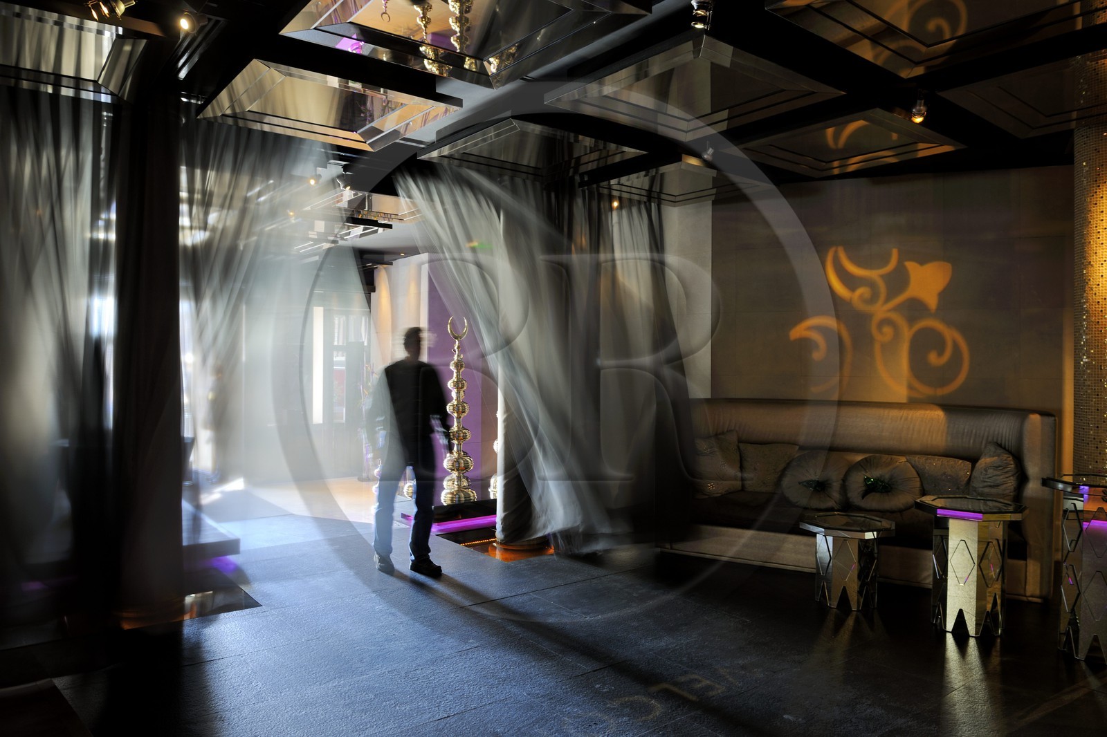 Turquie, Istanbul, quartier de Beşiktaş, lobby de l'hôtel W dans le lotissement historique de maisons en terrasse d’Akaretler