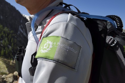 France, Alpes-Maritimes (06), parc national du Mercantour, Haute-Vésubie, vallon de la Madone de Fenestre, uniforme des gardes-moniteurs du parc