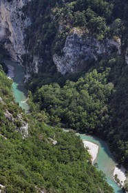 France, Alpes-de-Haute-Provence (04), Parc Naturel Régional du Verdon, Grand Canyon du Verdon, La-Palud-Sur-Verdon, gravières du Verdon accessibles uniquement par le sentier Blanc-Martel sur le GR4