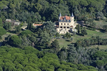 France, Var, Saint-Tropez, mansion in a beautiful property (aerial view)