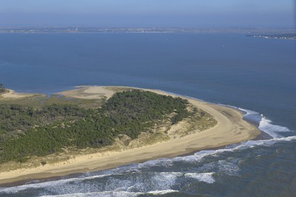 France, Charente-Maritime (17), Ile d'Oléron, pointe de Gatseau et Pertuis de Maumusson (vue aérienne)
