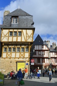 France, Morbihan, Gulf of Morbihan (Golfe du Morbihan), Vannes, half-timbered houses place Saint Pierre