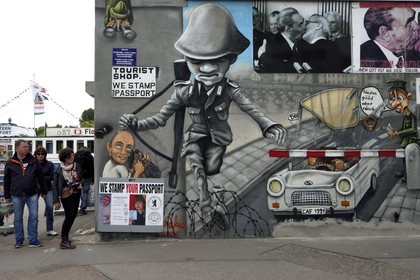 Allemagne, Berlin, Friedrichshain-Kreuzberg, East Side Gallery, le mur