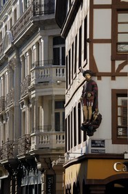 France, Haut-Rhin (68), Mulhouse, le café Guillaume Tell passage de l'Hôtel de Ville