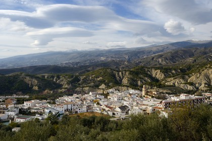 Espagne, Andalousie, Province d'Almeria, Alcolea dans la region des Alpujarras, la Sierra Nevada en arrière plan