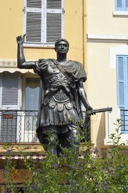 France, Var, Frejus, Forum Julii, statue of Julius Agricola, Roman general born in Fréjus (around year 40)