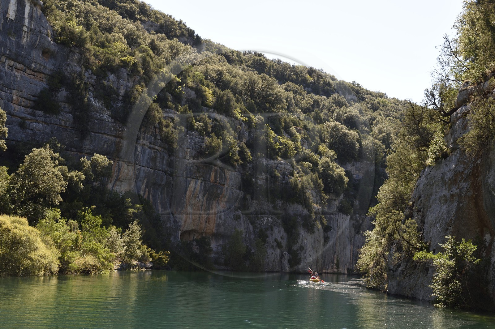 Var on the Left Bank and Alpes de Haute Provence on the Right Bank, Parc Naturel Regional du Verdon, Basses Gorges du Verdon downstream of Lake St. Croix, discovery by canoe of the gorges de Baudinard.