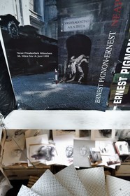 France, Ivry-sur-Seine (94), l'artiste plasticien Ernest Pignon-Ernest dans son atelier