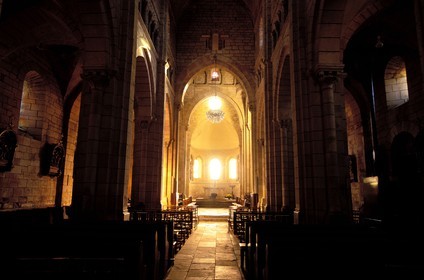 France, Saone et Loire, Semur en Brionnais village, labelled Les Plus Beaux Villages de France (The Most Beautiful Villages of France), roman Saint Hilaire church of Cluny art style