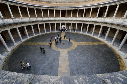 Espagne, Andalousie, Grenade, Palais nasrides de l'Alhambra, classé Patrimoine Mondial de l'UNESCO, Palais de Charles Quint (Palacio de Carlos V)