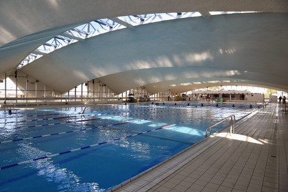 France, Calvados (14), Pays d'Auge, Deauville, la piscine olympique par l'architecte Roger Taillibert