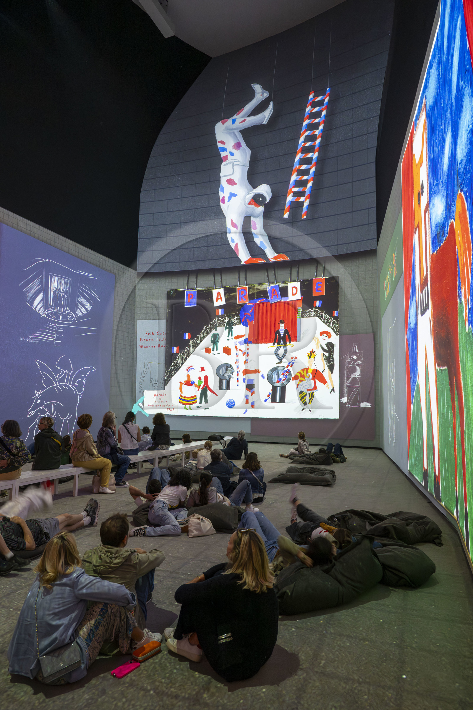 France, Paris (75), Bois de Boulogne, la fondation Louis Vuitton de l'architecte Frank Gehry, exposition David Hockney 25, Hockney Peint l'Opéra, réadaptation musicale et visuelle conçue spécialement pour cette salle à partir de ses dessins et décors pour différents opéras