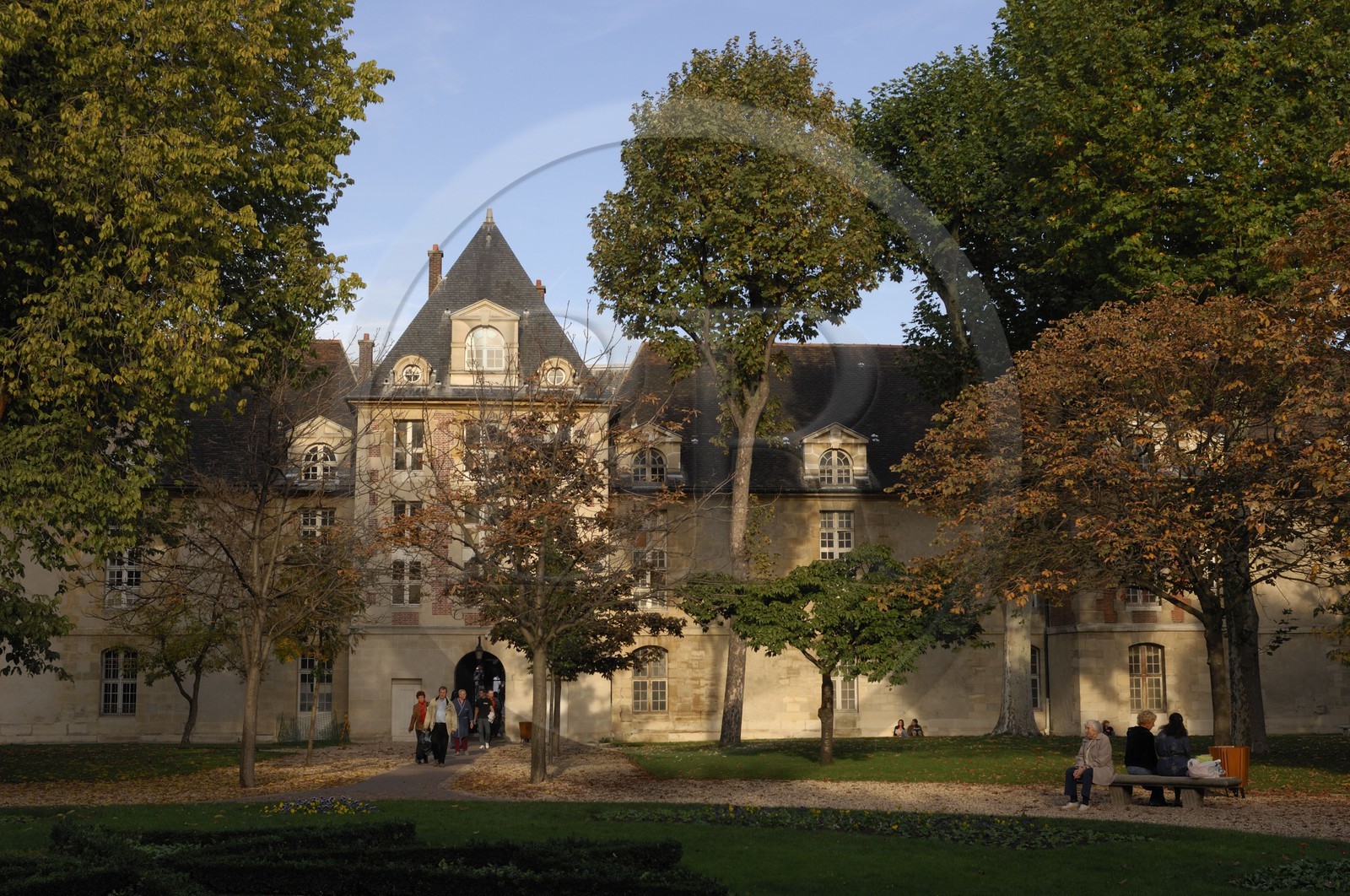 France, Paris (75), Cour intérieure de l' hopital Saint Louis
