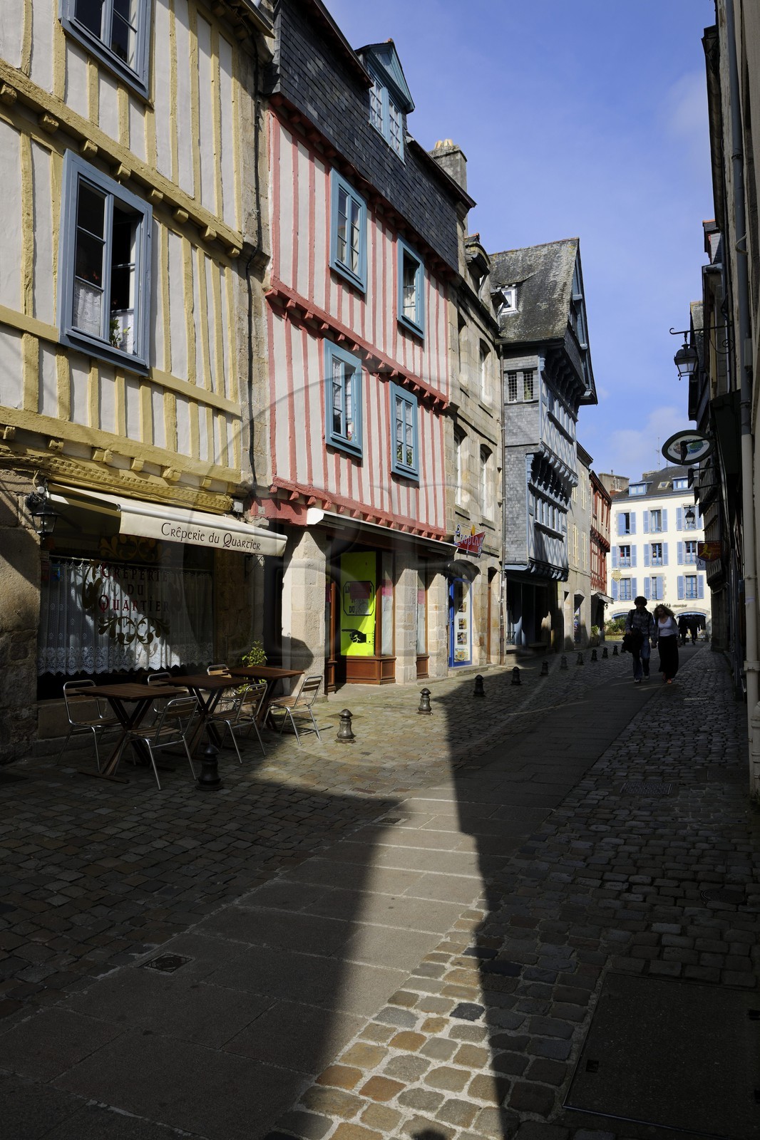 France, Finistère (29), Quimper, rue du Sallé dans la vieille ville