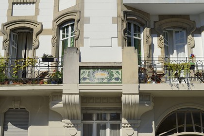 France, Bas-Rhin (67), Strasbourg, quartier de la Neustadt datant de la periode allemande, immeuble de rapport d'inspiration Art Nouveau au 34 rue Oberlin