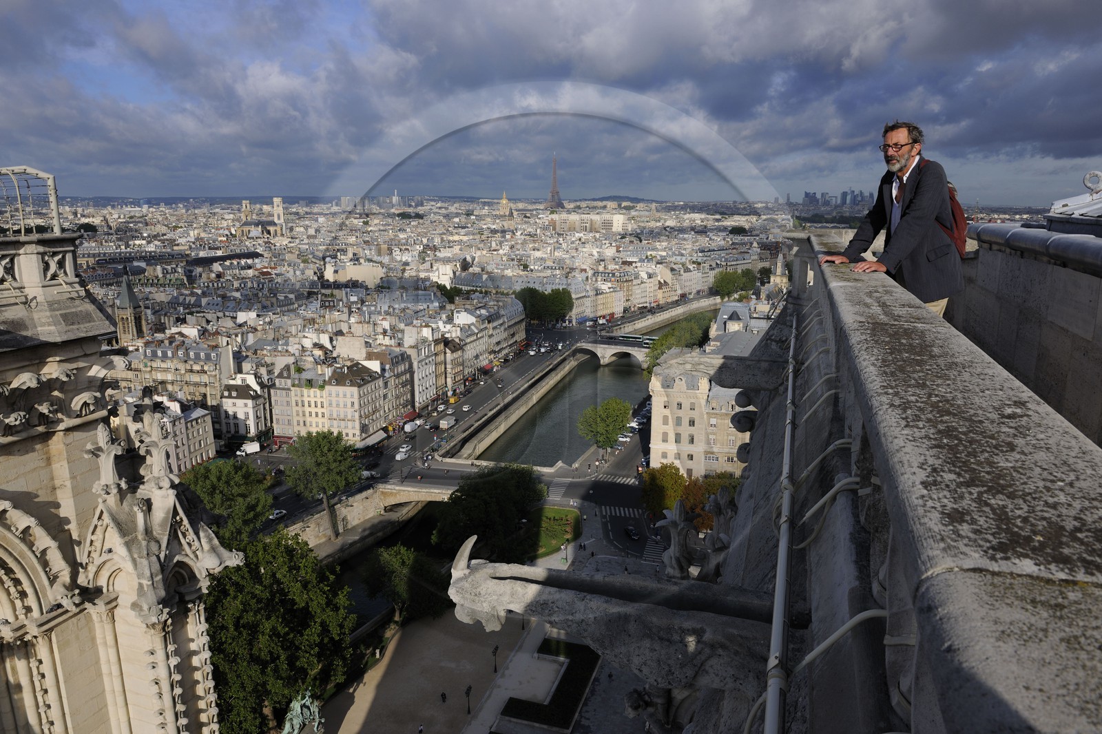 France, Paris (75), les rives de la Seine classées Patrimoine Mondial de l'UNESCO, île de la Cité, la cathédrale Notre-Dame depuis la tour nord