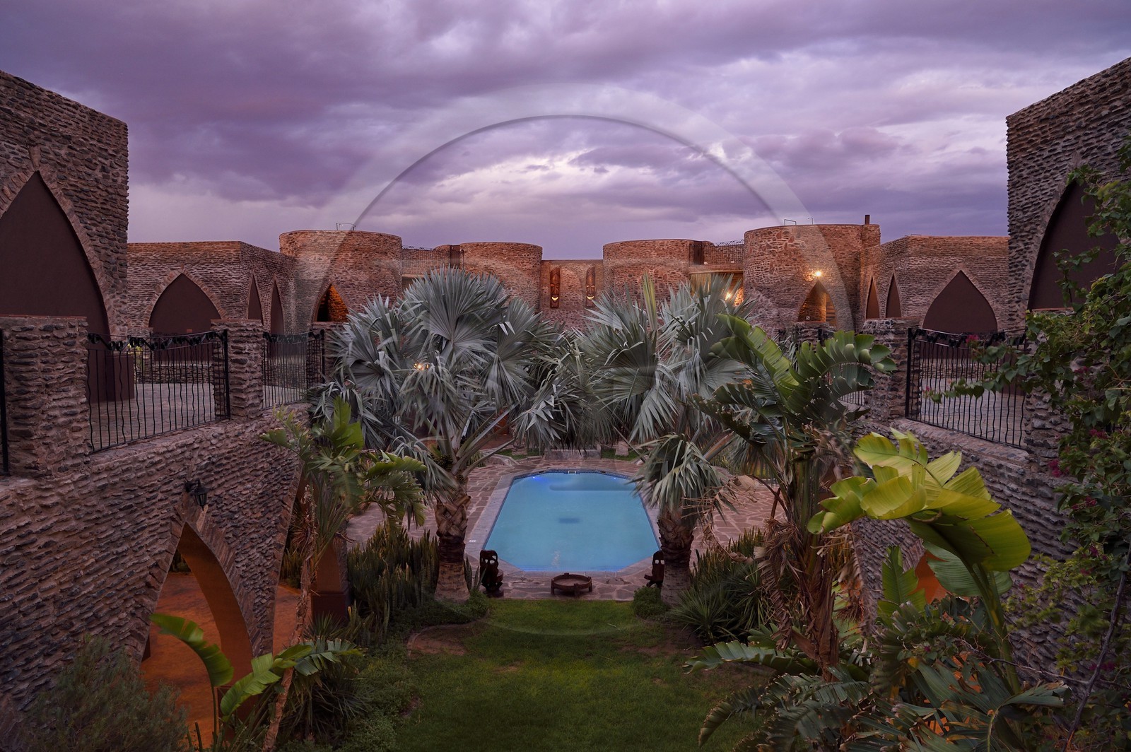 Namibie, région de Hardap, désert du Namib à l'Est du parc national Namib Naukluft vers Sossusvlei, l'hotel Mirage Resort & Spa