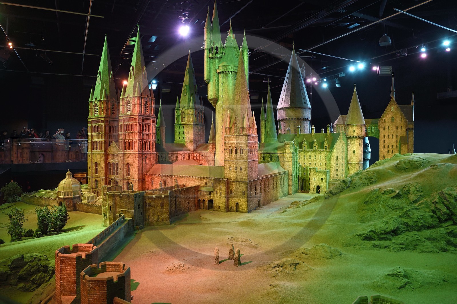 Royaume-Uni, Hertfordshire, Leavesden, Leavesden Film Studios, Harry Potter Studio Tour London, les coulisses du tournage des 8 films de Harry Potter, maquette de l'école de Poudlard