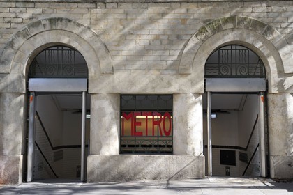 France, Paris (75), la station de metro Place Monge, entrée arènes de lutèce