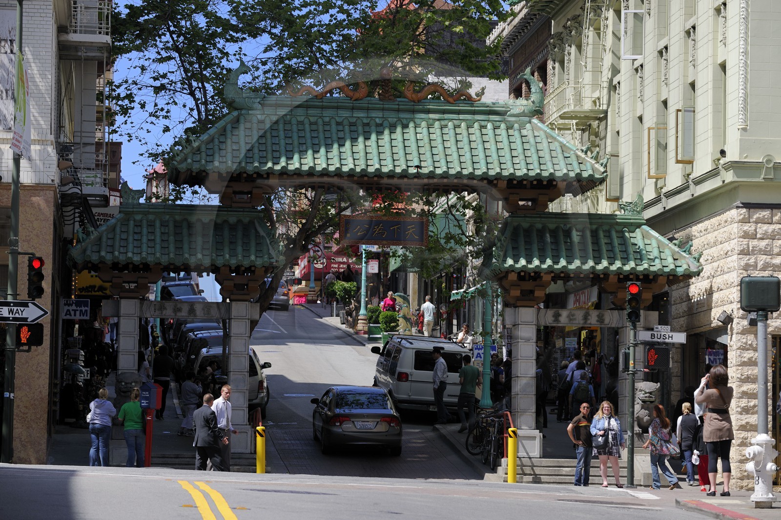 Etats-Unis, Californie, San Francisco, porte d'entrée de Chinatown dans Grant avenue