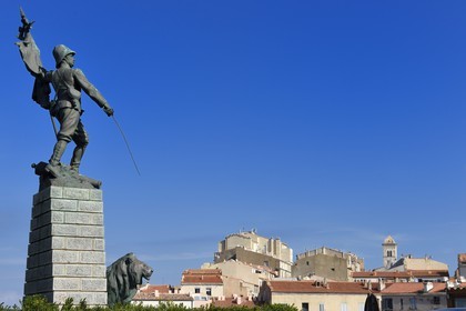 France, Corse du Sud, Bonifacio, the Upper Town, a monument erected in memory of fallen legionnaires in the service of France during the campaigns in the south Oran (1897 1902)