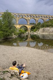 France, Gard (30), le Pont du Gard classé Patrimoine Mondial de l'UNESCO, Grand Site de France, pont aqueduc romain qui enjambe le Gardon