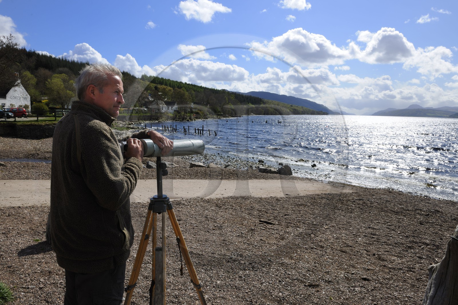 United Kingdom, Scotland, Highlands, Loch Ness, Steve Feltham who is hunting Nessie since 1991