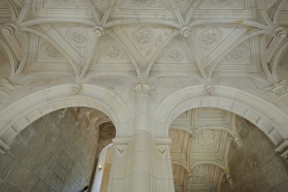 France, Indre-et-Loire (37), Vallée de la Loire classée Patrimoine Mondial de l' UNESCO, château d' Azay-le-Rideau, détail du plafond de l'escalier d'honneur