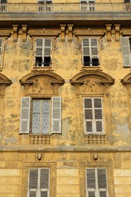 France, Alpes-Maritimes (06), Nice, vieille ville, marché du cours Saleya, le palais Cais de Pierlas, le peintre Henri Matisse y a habité quelques années au troisième étage