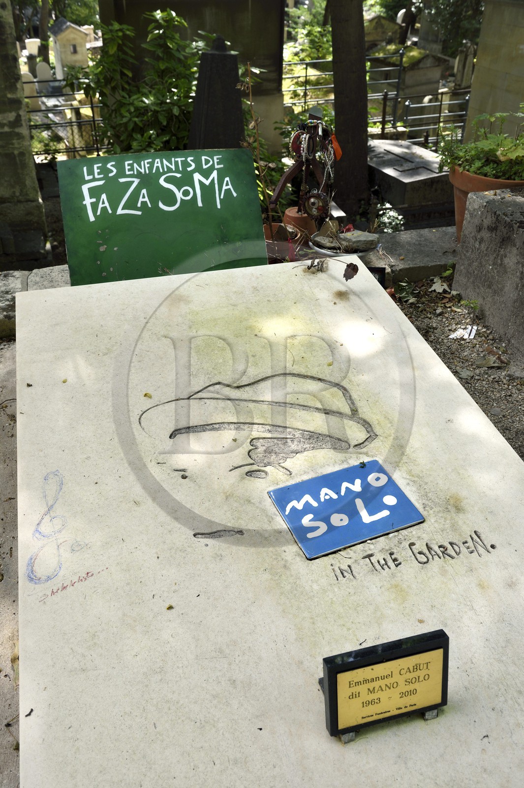 France, Paris (75), cimetière du Père-Lachaise, la tombe du chanteur Mano Solo