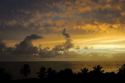 France, île de la Réunion, ciel du crépuscule