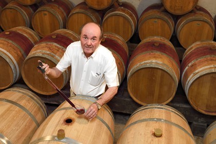 France, Dordogne, Creysse near Bergerac, Pecharmant vineyard, cellars of the chateau de Tiregand, Francois-Xavier de Saint-Exupéry owner and winemaker in the winery