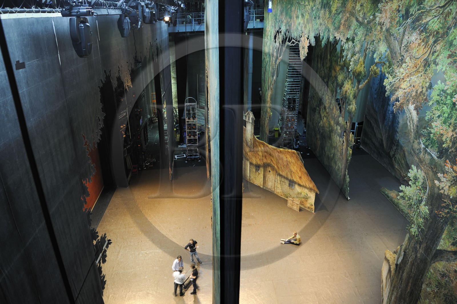 France, Paris (75), l'Opéra Garnier, la scène vue des cintres