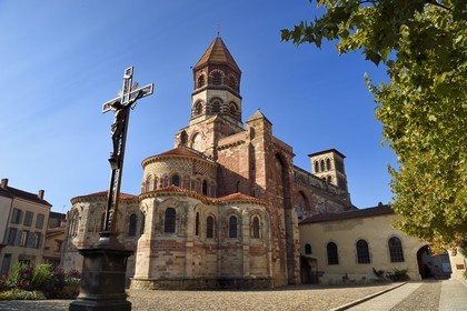 France, Haute-Loire (43), Brioude, la Basilique Saint-Julien de Brioude de style roman auvergnat,