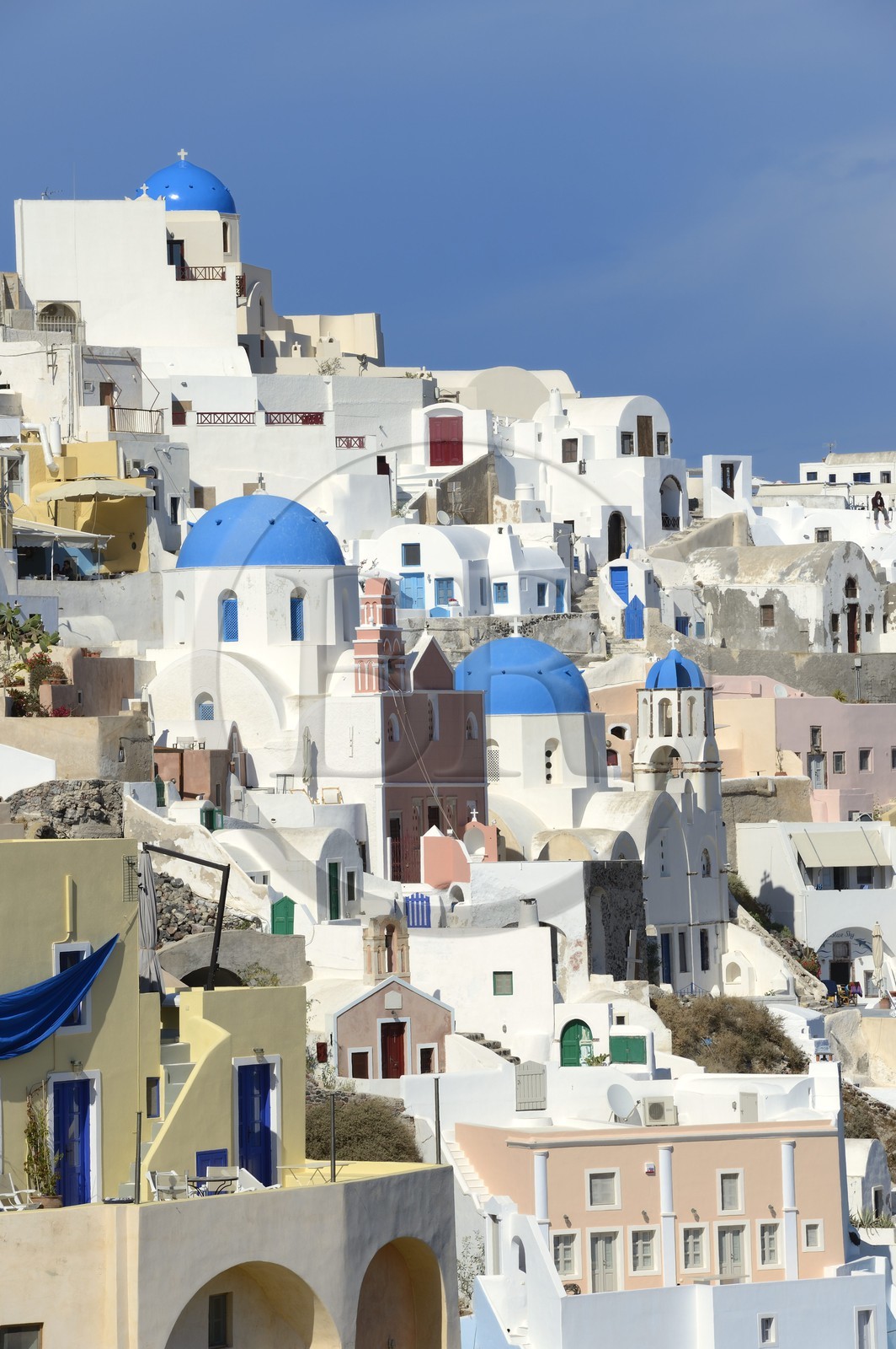 Grèce, Les Cyclades, mer Égée, île de Santorin (Thira ou Théra), village de Oia